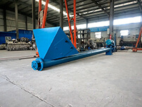 螺旋輸送機(jī)的輸送結(jié)構(gòu)為：螺旋機(jī)殼，螺旋軸，螺旋葉片，螺旋電機(jī)等多個(gè)部件的使用。